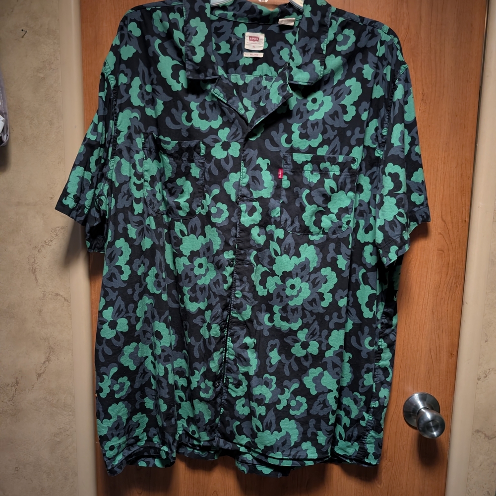 Levi's Mens Black Shirt with Green Floral Print